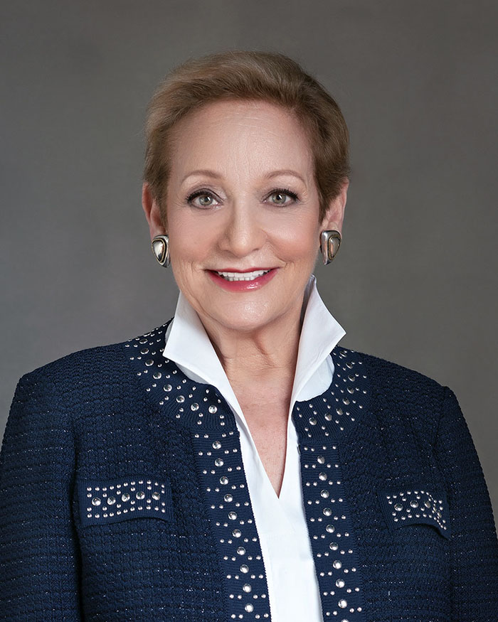 Portrait of Roslyn Roland, Owner
